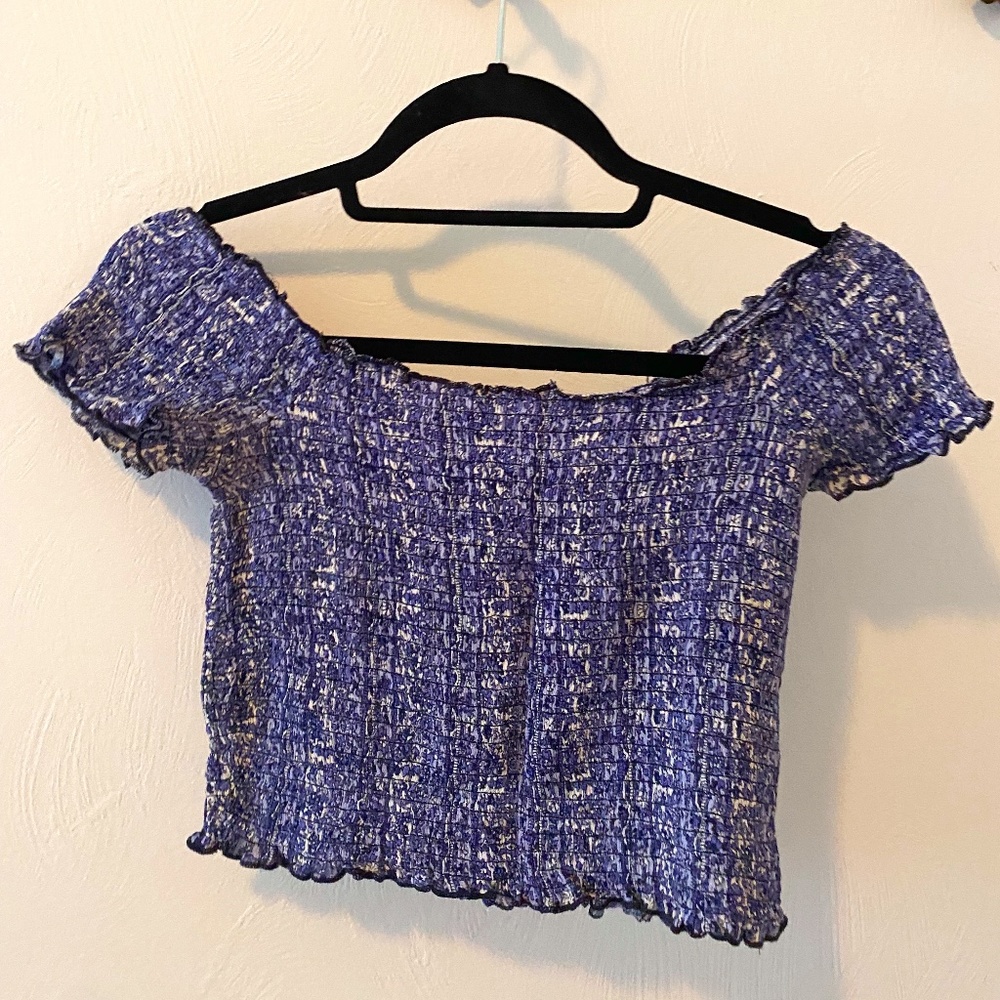 Ecoté Off the Shoulder Crop Top